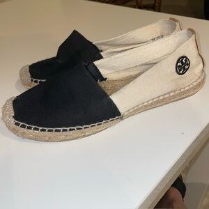 Tory Burch Colorblock Espadrille Flats Size 6 Black And Ivory Preowned